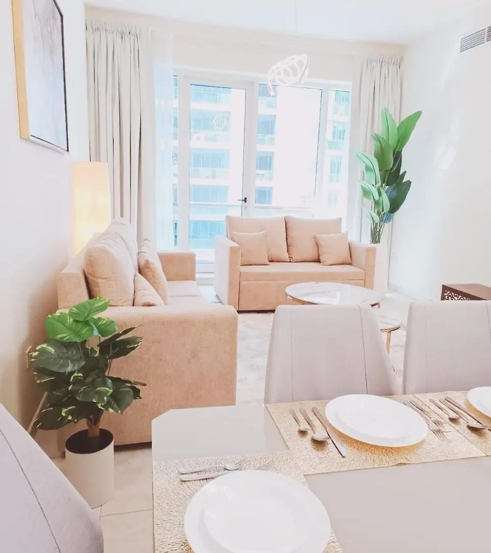 Stylish Marina View Apartment With Private Marina Walk Access Dubai